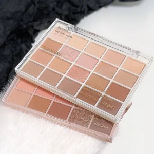 20 Color Eyeshadow Palette Multicolor Nude Earth Tones Tender And The Powder Is Not Flying Waterproof Long-Lasting Daily Makeup